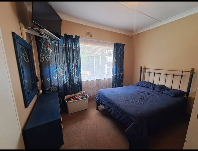 3 BEDROOM HOUSE FOR SALE IN ROTHDENE